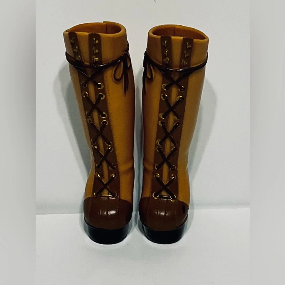 Na Na Na Boots for 11” Amelia Outback Doll